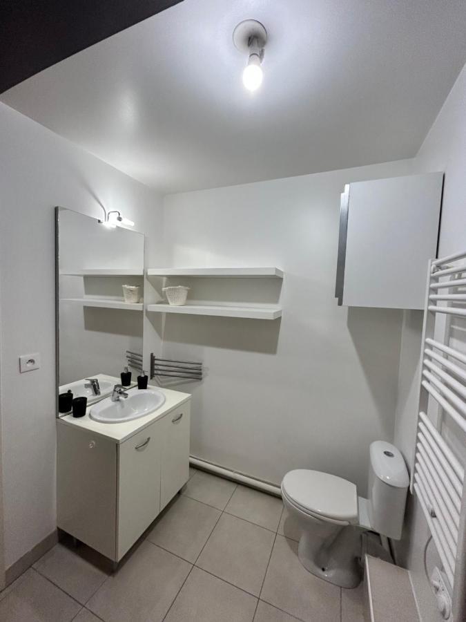 Appartement Avec Terrasse Et Box Entre Plages Et Nature Marseilles Exterior foto