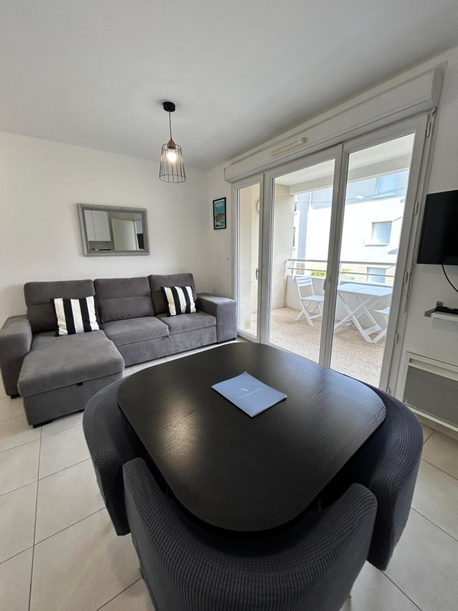 Appartement Avec Terrasse Et Box Entre Plages Et Nature Marseilles Exterior foto